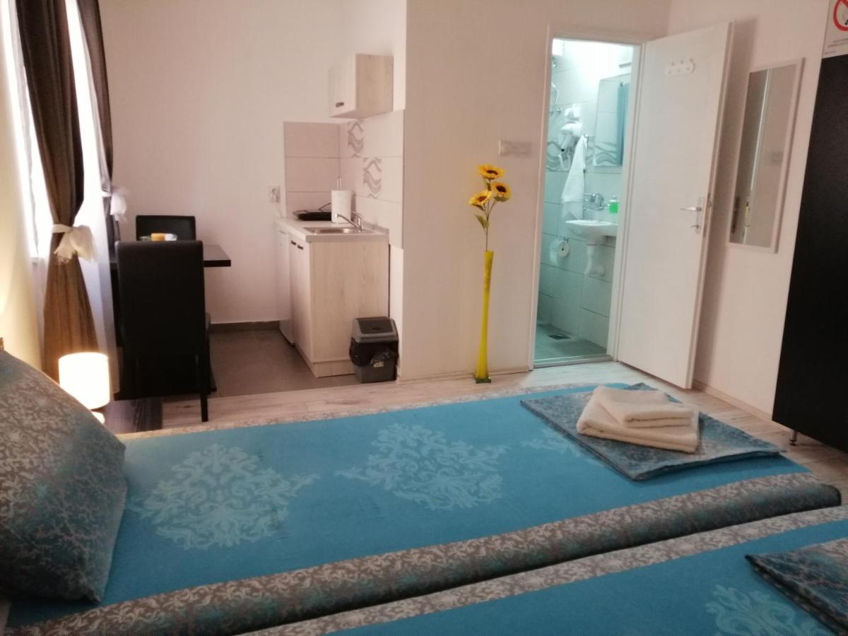 Mitic Apartmani 1 Ni Esterno foto
