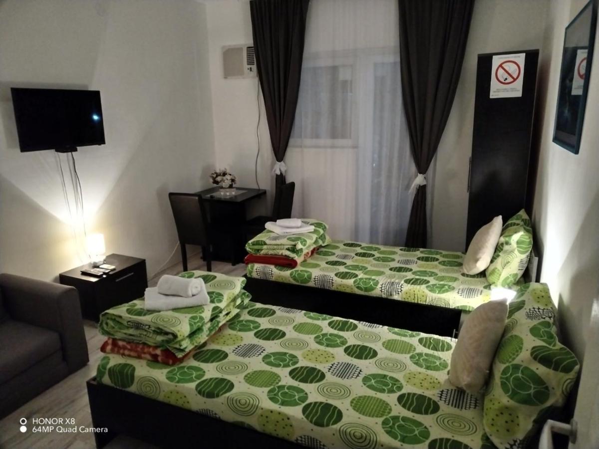 Mitic Apartmani 1 Ni Esterno foto